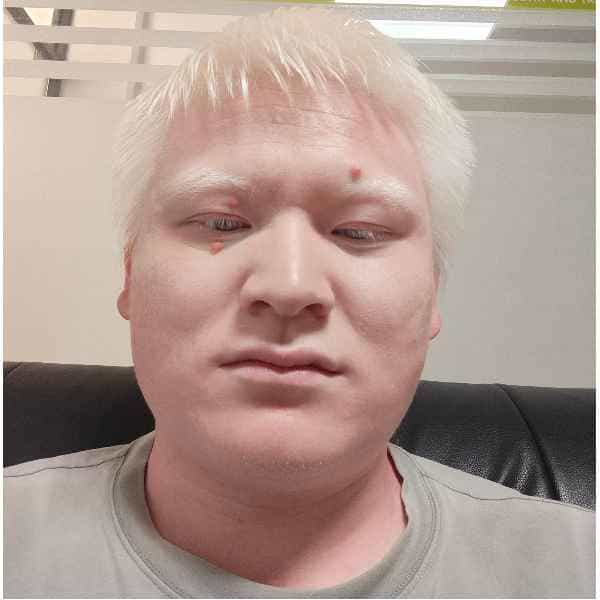 30岁岁安徽单身帅哥 - 商洛吉缘网