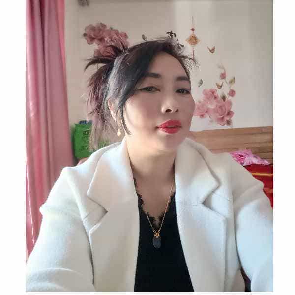 43岁岁云南单身美女 - 商洛吉缘网