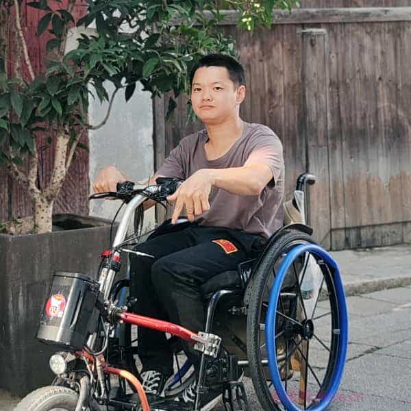 33岁岁湖北单身帅哥 - 商洛吉缘网
